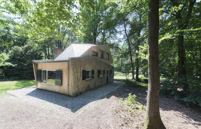 inspiring renovation, green renovation, sustainable renovation, green building, sustainable building, bloot architecture, holiday homes, holiday home renovation, green homes, solar power, treehouses