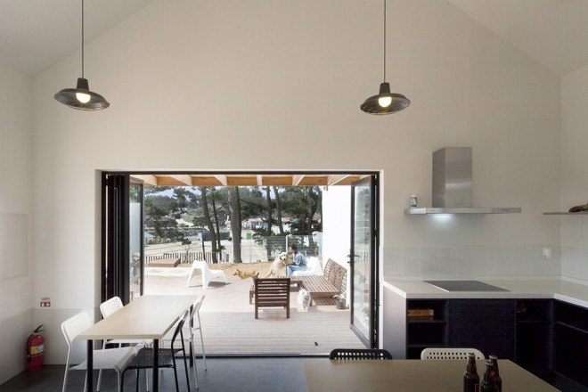 Bow-wow House, Bow-wow house by Design Band YOAP, Design Band YOAP, dog friendly house, dog friendly guesthouse, bow wow house south korea, south korea, south korea architecture, timber framed architecture, timber framed house, asphalt shingles, cement siding panels, dog guesthouse,