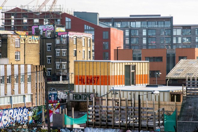 LYN Atelier, London Olympics, London 2012 Oplympic Games, community center, London, HUB 67, reused materials, recycled materials, green architecture