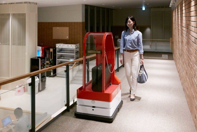 Henn-na Hotel Japan, Henn-na Hotel, hotel run by robots, energy efficient, humanoids rceptionist, dinosaur receptionist, automated system
