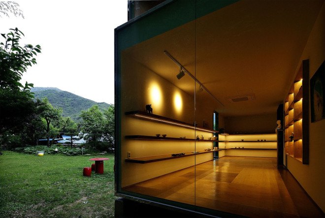 Yoon Space Design, green renovation, gallery space, extension, China, Chinese artist, plywood, natural materials, mirrors, green architecture