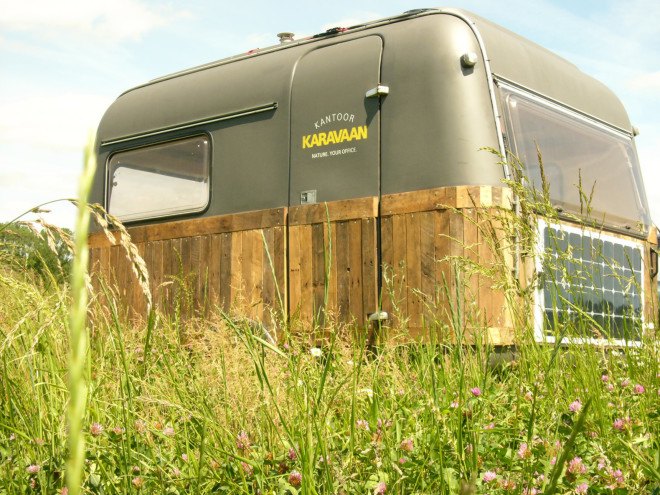 mobile micro office, micro office, micro office campsite, mobile office, amsterdam micro office, kantoor karavaan, work in the woods, office in the woods, sustainsville, campsite office