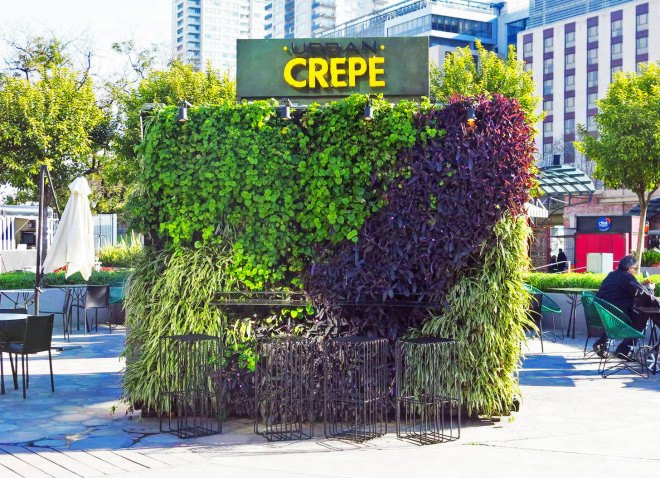 Mariana Flombaum, green-walled shipping container restaurant, Urban Crepe, Buenos Aires, Ana Lisa Alperovich, vertical green wall, recycled shipping container, food stall, French crepes