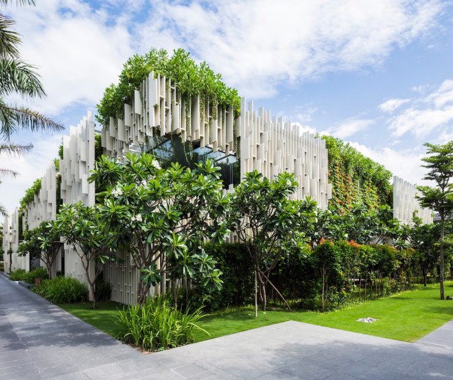 pure spa, vietnam, Danang, Pure Spa Danang, Naman Retreat, Pure Spa by MIA Design Studio, green wall, spa, oasis, green roof