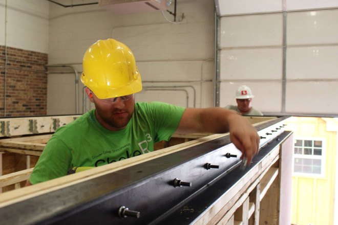 Crowder College, Drury University, tornadoe-resistant house, storm-resistant house, extreme weather, extreme structures, solar-powered house, solar power, off-the-grid home, solar decathlon, Missouri, green architecture