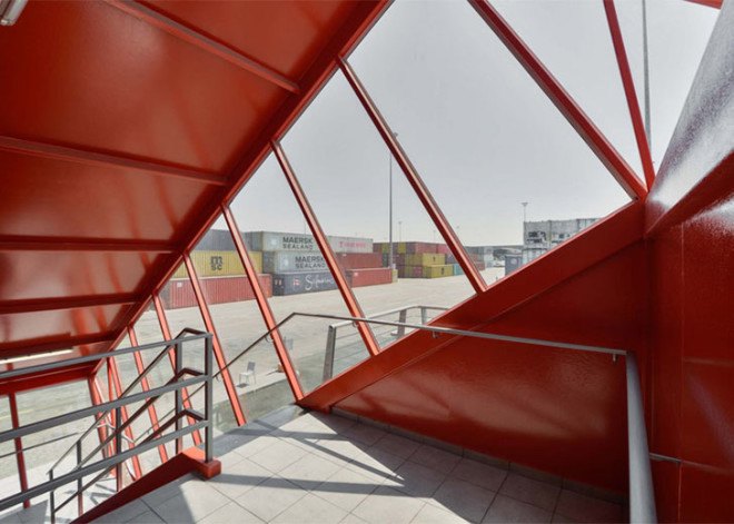 Tel Aviv, Potash Architects, modern office, office spaces, shipping containers, reused materials, prefab offices, prefab architecture, green architecture sustainable building, modular building