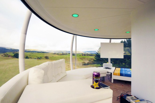 solar power, Android, app-controlled electronics, off-grid tower home, The Skysphere, New Zealand, Jono Williams, clean tech, green design, sustainable design, eco-design, renewable energy, man cave, solar-powered man cave, Skysphere tower, Skysphere man cave,