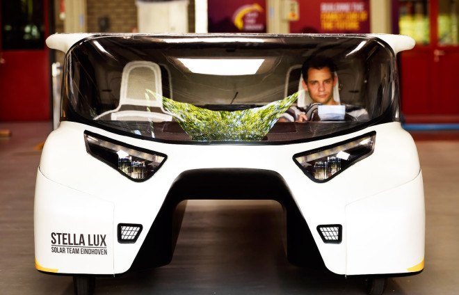 stella lux, stella, solar-powered family car, solar-powered car, world solar challenge, solar team eindhoven, energy positive car, zero fuel car