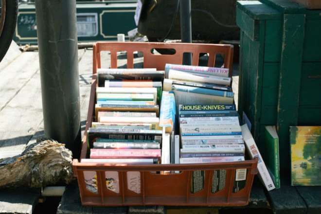 floating bookstore, bookstore on the water, london floating bookstore, london canal bookstore, london canal stores, word on the water