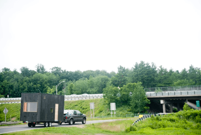 Getaway, Getaway startup, Getaway Harvard startup, tiny house by Harvard students, Harvard, Harvard student architects, Harvard Innovation Lab, Millennial Housing Lab, off grid, tiny house, microhomes, tiny house living, tiny homes, cabin, Ovida, Ovida tiny house