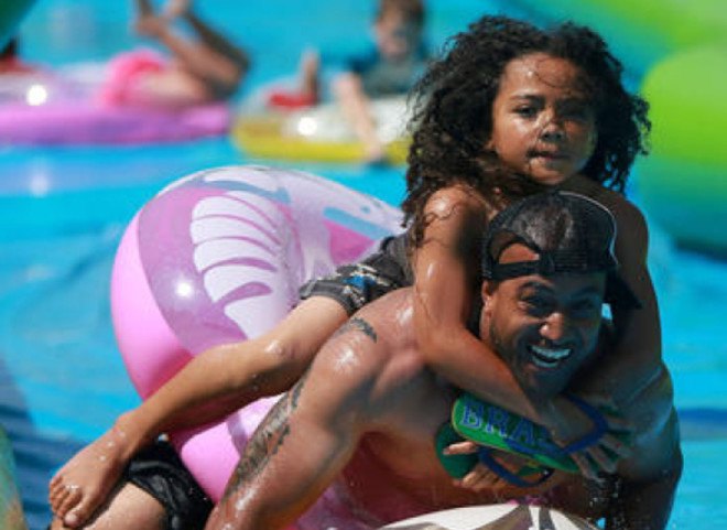 slide the city, water slide, summer streets, manhattan, foley square, vita coco, vita coco beach, free outdoor activities nyc, nyc summer outdoors