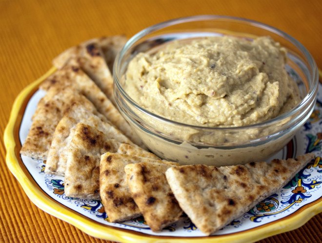 vegetarian BBQ alternatives, recipe, vegetarian, vegan, summer, seasonal, party, appetizer, dip, white bean, hummus