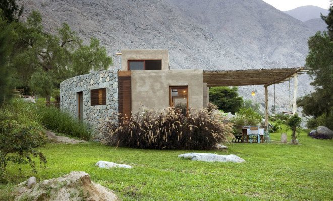 Chontay House, Andes, Marina Vella Arquitectura, Peru, locally sourced materials, natural materials, recycled wood, eucalyptus wood, land erosion, green architecture, mountain home, sustainable materials, stone house
