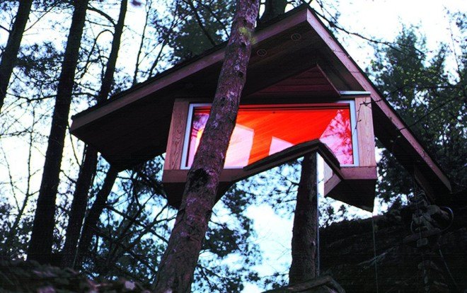 dan hisel, dan hisel architecture, sauna, cadyville sauna, upstate new york, mirrored sauna, local materials