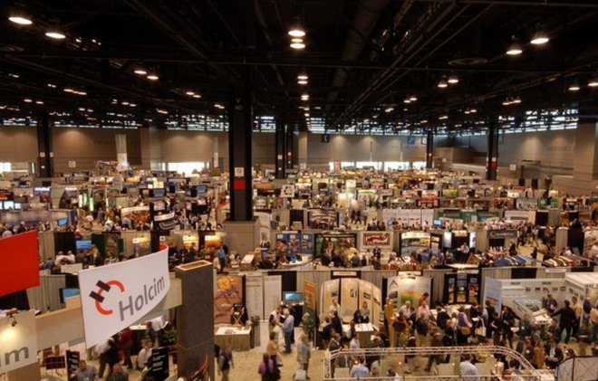Greenbuild Expo Hall, Greenbuild green architecture trade show, green building industry show, USGBC