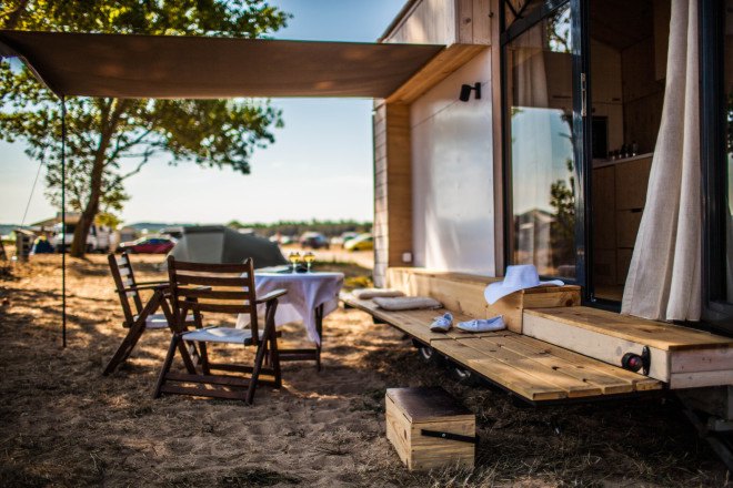 Koleliba home, portable vacation house, tiny house, tiny home, tiny home on wheels, hut on wheels, Hristina Hristova, Deyan Tomov, portable beach house, portable tiny home