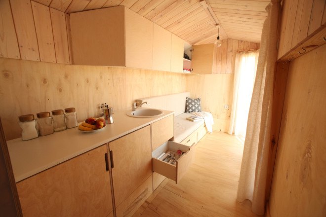 Koleliba home, portable vacation house, tiny house, tiny home, tiny home on wheels, hut on wheels, Hristina Hristova, Deyan Tomov, portable beach house, portable tiny home