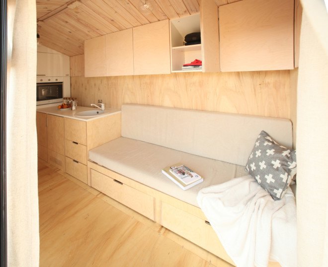 Koleliba home, portable vacation house, tiny house, tiny home, tiny home on wheels, hut on wheels, Hristina Hristova, Deyan Tomov, portable beach house, portable tiny home