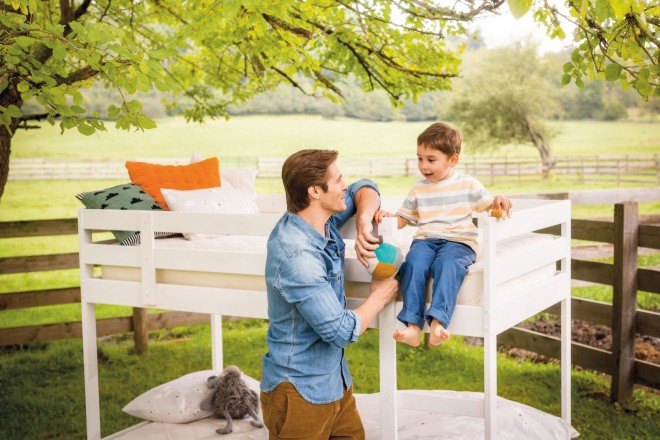 back to school giveaway, giveaway, mattress giveaway, 2 in 1 mattress, waterproof kids mattress, naturepedic, naturepedic big kid bed, organic mattress for kids, naturepedic 2 in 1 organic mattress, waterproof mattress for kids, green kids, eco kids, green design for kids