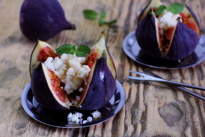 vegetarian BBQ alternatives, recipe, vegetarian, vegan, summer, seasonal, party, appetizer, figs, cheese, almond , snack, healthy
