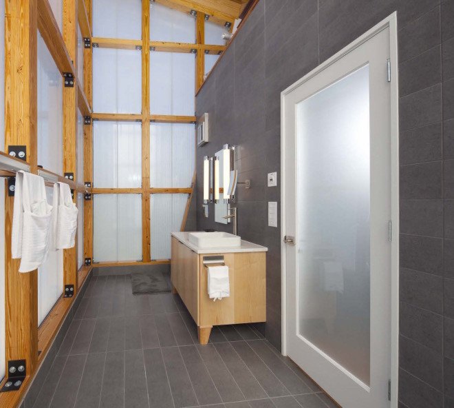 The Pond House at Ten Oaks Farm, The Pond House at Ten Oaks Farm by Michael Holly, Michael Holly architect, Holly & Smith Architects, Louisiana, net-zero, net-zero house, net-zero architecture, plus-energy, LEDs, energy star, spray-foam insulation, energy efficiency, solar power, geothermal power,