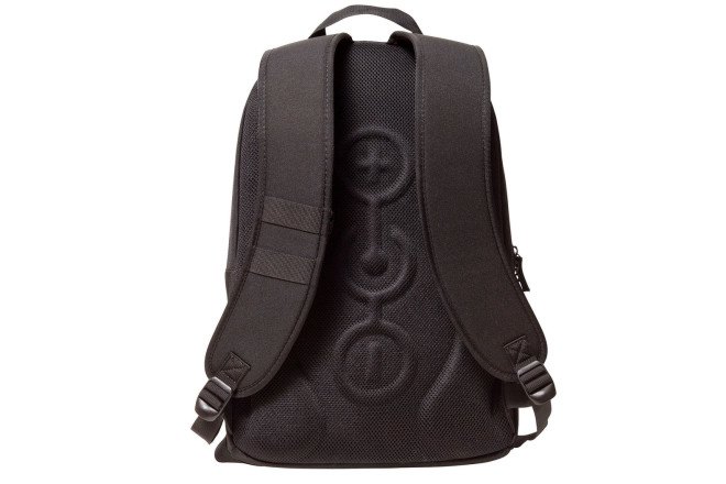 Voltaic Converter Solar backpack, green giveaways, green contests, green back to school contests, eco-friendly back to school giveaway, eco-contests, back to school giveaway, solar-powered backpack, solar-charging backpack, alternative energy, renewable energy, solar-powered bags, solar-charging bags, Inhabitat giveaway, Inhabitat back to school contest