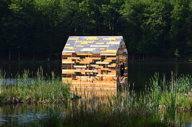 Elise Morin, Florent Albinet, Walden Raft, floating building, wooden cabin, acrylic glass, polyethylene, green envelope, experimental building, movable architecture