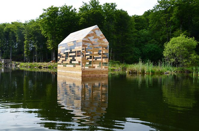 Elise Morin, Florent Albinet, Walden Raft, floating building, wooden cabin, acrylic glass, polyethylene, green envelope, experimental building, movable architecture