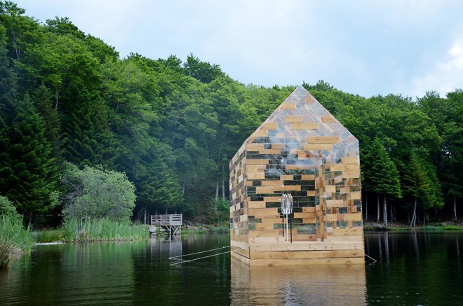 Elise Morin, Florent Albinet, Walden Raft, floating building, wooden cabin, acrylic glass, polyethylene, green envelope, experimental building, movable architecture