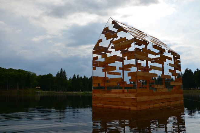 Elise Morin, Florent Albinet, Walden Raft, floating building, wooden cabin, acrylic glass, polyethylene, green envelope, experimental building, movable architecture