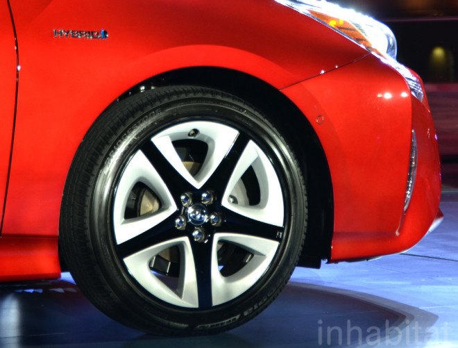 prius, 2016 prius, toyota prius, toyota, fourth-generation prius, 4th generation prius, 4th gen prius hybrid car, hybrid vehicle, hybrid, new prius, next-gen prius, redesigned prius, green cars, green transportation, sustainable transportation, green vehicles