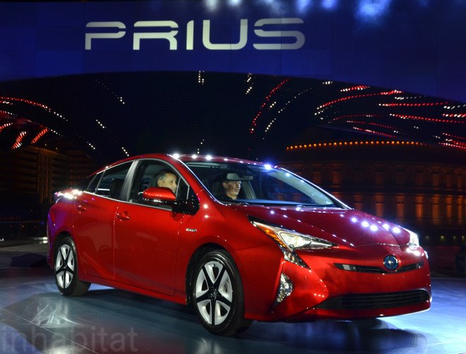 prius, 2016 prius, toyota prius, toyota, fourth-generation prius, 4th generation prius, 4th gen prius hybrid car, hybrid vehicle, hybrid, new prius, next-gen prius, redesigned prius, green cars, green transportation, sustainable transportation, green vehicles