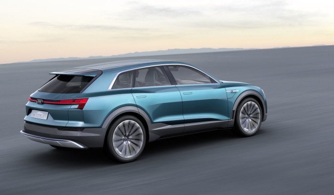 Audi, Audi e-tron quattro concept, 2015 frankfurt motor show, audi electric car, audi electric suv, tesla, tesla model s, audi q6, 2018 audi q6 e-tron, audi e-tron, green car, green suv, green transportation, electric suv, lithium-ion battery
