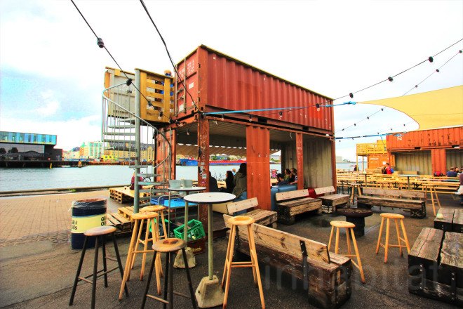 Copenhagen Street Food, paper island, street food island in copenhagen, copenhagen, green copenhagen, things to do copenhagen, street food, street food carts, green design, eco design, sustainable design, recycled materials, food trucks, food carts