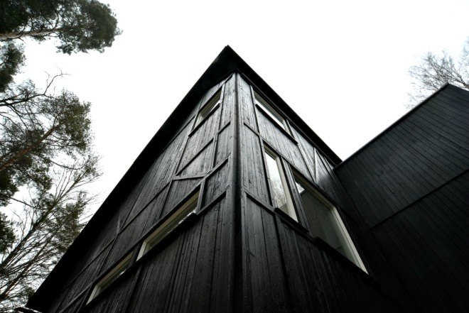Samurai House, Helsinkizurich architects, Villa Samurai, Finnish architecture, home design, pitched roof, slanted roof, villa samurai roof design, roof design, green design, sustainable design, wooden homes, home renovation, log homes, log cabins