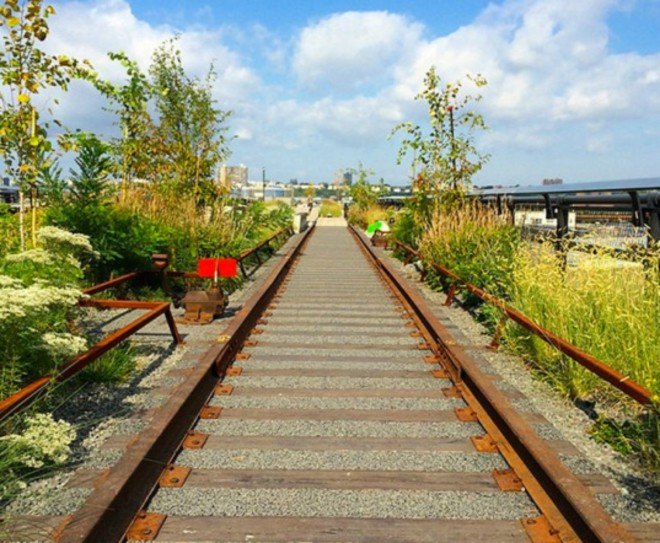 High Line Park, Long Island City, the Queensway, Rego Park, Ozone Park, MTA, urban green space, city parks, green space nyc, parks long island, abandoned railroad tracks, nyc parks, adaptive reuse concepts, urban farming,