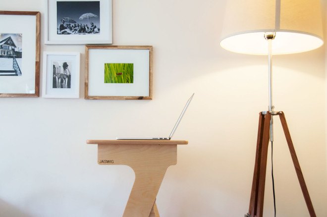 Jaswig, Jaswig standing desk, adjustable standing desk, wooden standing desk, standing desk health benefits, Jaswig Kickstarter, green Kickstarter projects, green design, sustainable design, eco-friendly design, eco-standing desk, eco-home decor, kids standing desk