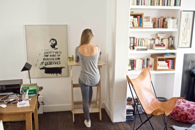 Jaswig, Jaswig standing desk, adjustable standing desk, wooden standing desk, standing desk health benefits, Jaswig Kickstarter, green Kickstarter projects, green design, sustainable design, eco-friendly design, eco-standing desk, eco-home decor, kids standing desk