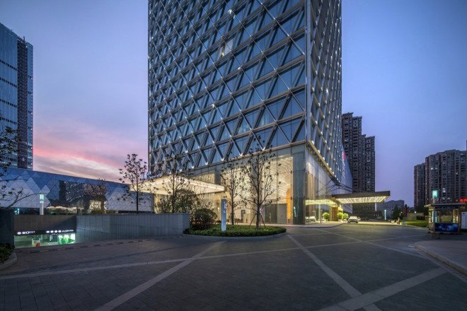 LEED Silver, Nanchang, Greenland Group, SOM, Skidmore, Owings & Merrill, Jiangxi Greenland Zifeng Tower, Jiangxi Greenland Zifeng Tower by SOM, glass skyscraper, skyscraper, mixed use skyscraper, mixed use, China, shading fin system, luxury hotel, sun shades, solar heat gain, LEDs,