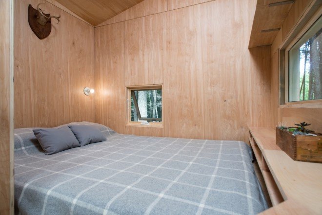 Lorraine, Getaway, Getaway startup, Ovida, Lorraine tiny house, tiny house, tiny houses, rent a tiny house, Harvard student startup, Harvard student tiny house, Harvard student Getaway, Harvard Getaway startup, composting toilet, tiny home, off grid home, solar powered home, closed water system