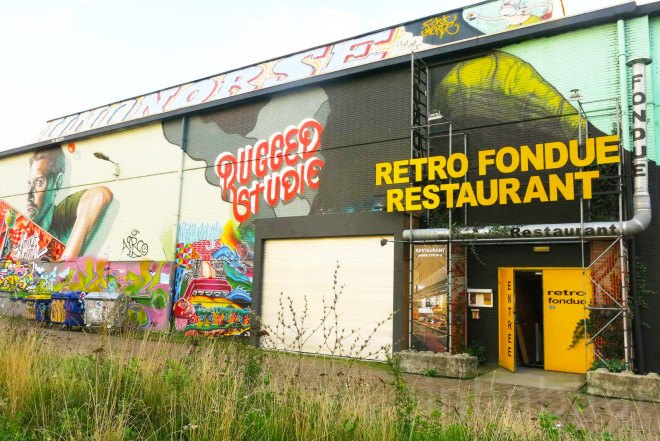 Mirale Loonen, Jan Hein van Melis, underground, 70s-style restaurant, Retro Fondue Restaurant, vintage tensils, renovated Philips factory, Europe's largest indoor skate park, Strijp-S, Eindhoven, orange elements, organic food,