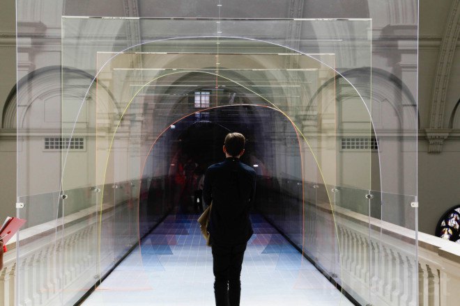 Mise-en-abyme, London Design Festival, Renaissance, acrylic panels, optical illusion, one point perspective, V&A, Victoria and Albert Museum, London Design Festival 2015, Laetitia de Allegri, Matteo Fogale, Johnson tiles, Mise-en-Abyme by Laetitia de Allegri and Matteo Fogale