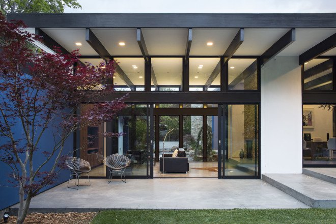 Klopf Architects, Eichler homes, energy efficient architecture, floor-to-ceiling windows, open layout, green architecture, skylights, green interior