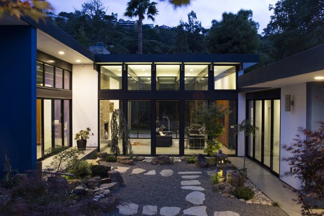 Klopf Architects, Eichler homes, energy efficient architecture, floor-to-ceiling windows, open layout, green architecture, skylights, green interior