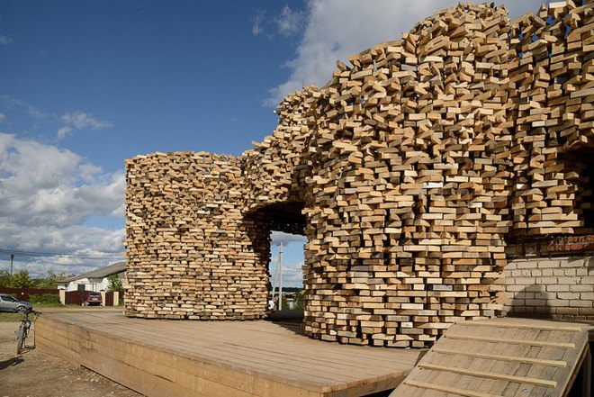 Nikolay Polissky, green art, reclaimed wood, reclaimed materials, Russia, wooden sculpture, green design, Soviet architecture, green sculpture, exhibition spaces