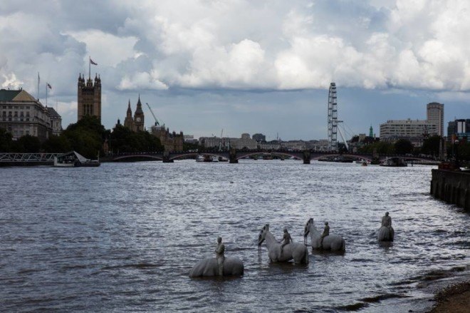 jason decaires taylor, the rising tide, four horsemen sculpture, london underwater sculpture, climate change sculpture