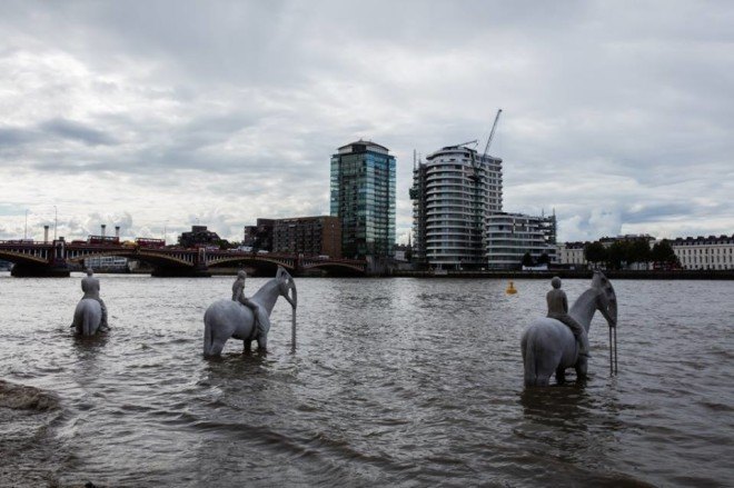 jason decaires taylor, the rising tide, four horsemen sculpture, london underwater sculpture, climate change sculpture