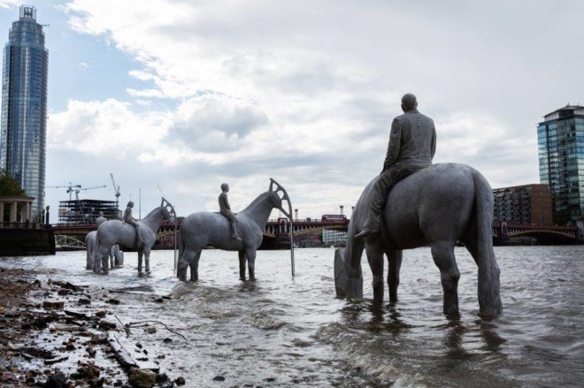 jason decaires taylor, the rising tide, four horsemen sculpture, london underwater sculpture, climate change sculpture