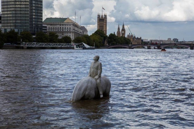 jason decaires taylor, the rising tide, four horsemen sculpture, london underwater sculpture, climate change sculpture