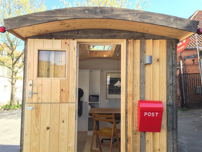 Tiny Office, mobile office, trailer, camper office, Jonas “Pindhund” Hallberg, Danish design, transportable house, tiny spaces, tiny houses, green architecture, office on wheels, Denmark